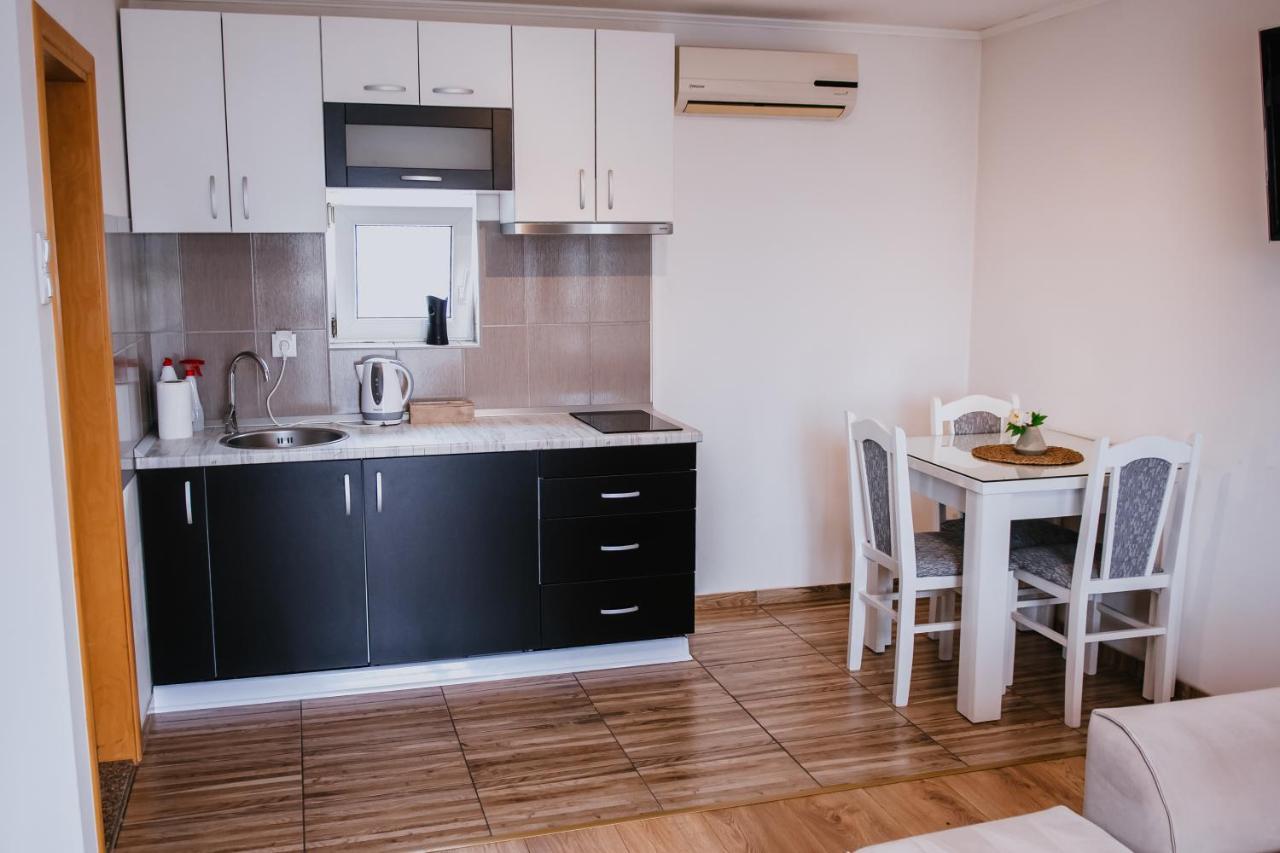 Studio Apartment Dzungla Doboj Extérieur photo